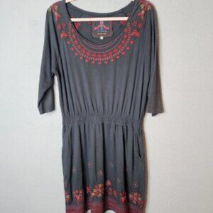 Johnny Was JW Los Angeles Dress Size M Embroidered Floral Blue Red Boho Summer